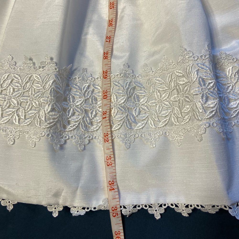 GIRLS FORMAL WHITE DRESS - Picture 11 of 13